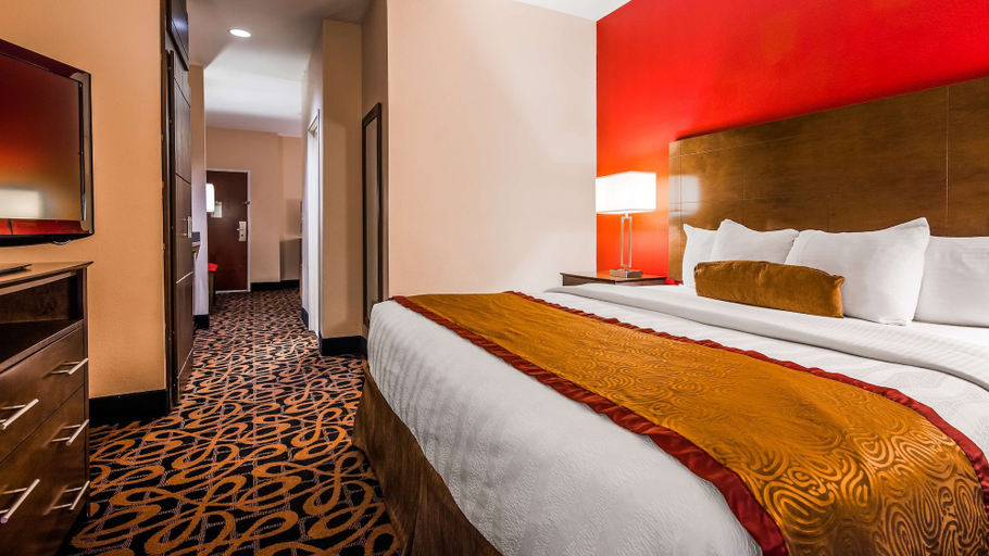 Bedroom 3, Best Western Plus Brandywine Inn & Suites, White