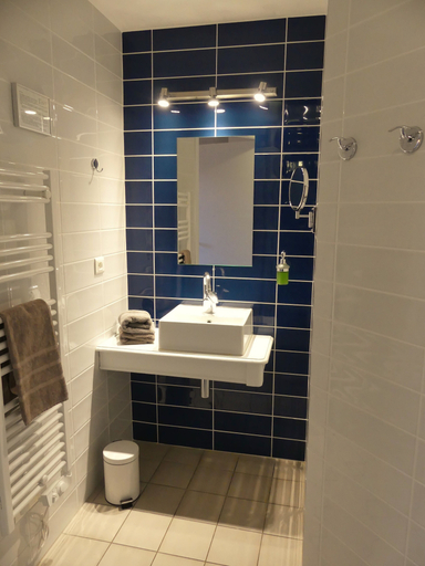 Bathroom 4, Hôtel Le Quatorze, Lot