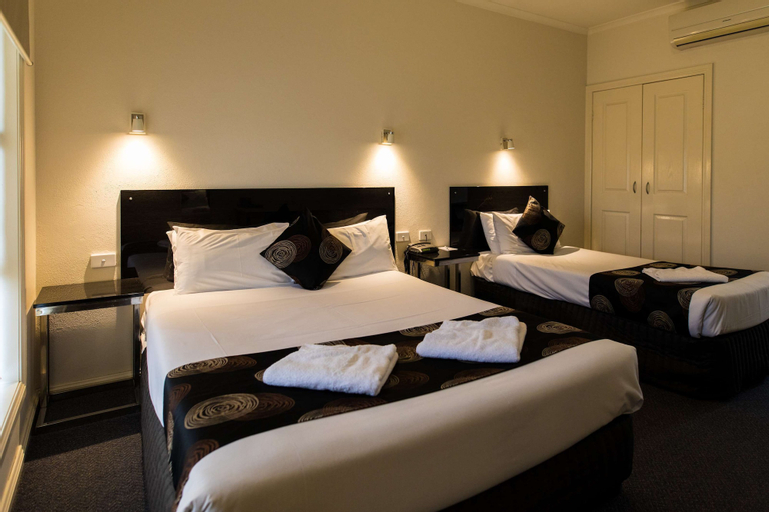 Bedroom 23