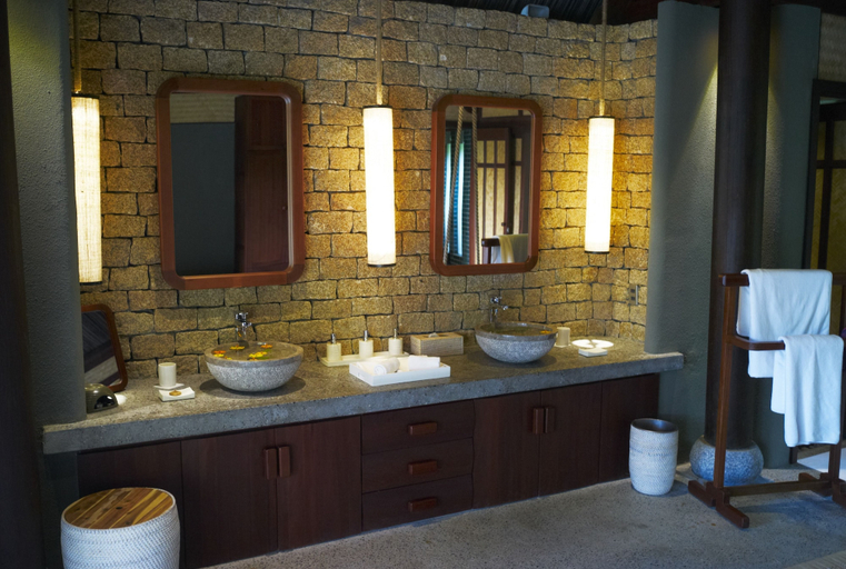 Bathroom 5, L'Alya Ninh Van Bay, Ninh Hòa