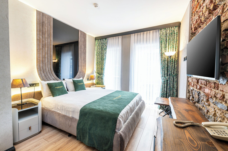 Bedroom 4, Karakoy Aparts Hotel, Beyoğlu