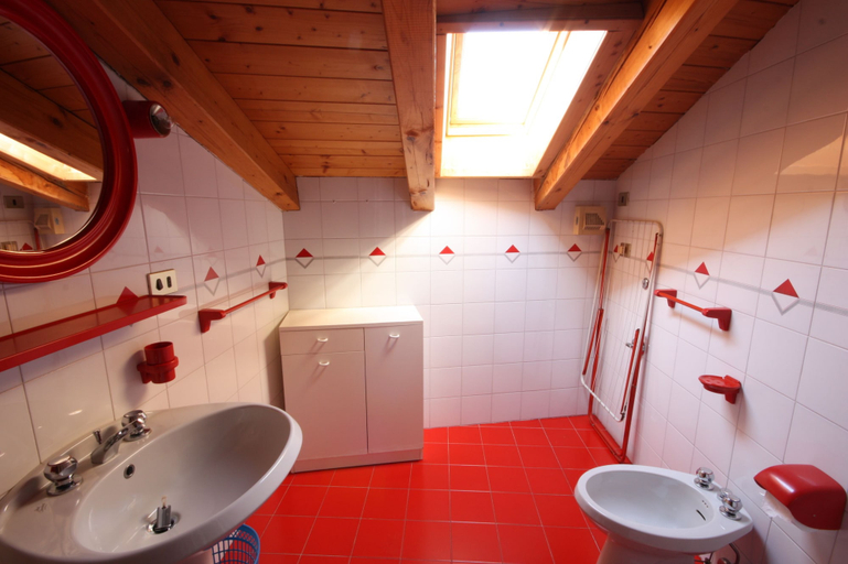 Others 3, Casa Paola, Trento