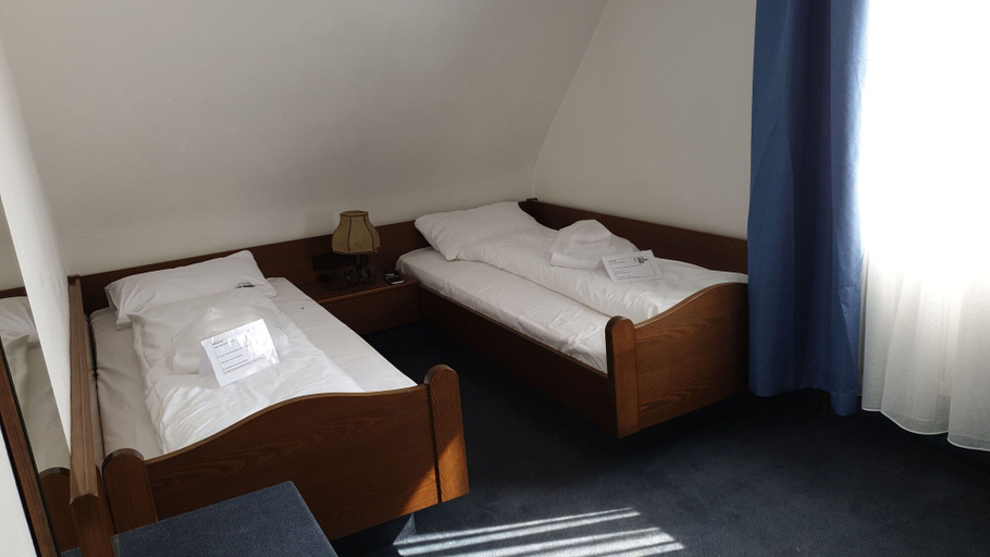 Bedroom 3, Hotel Goldene Rose, Göppingen