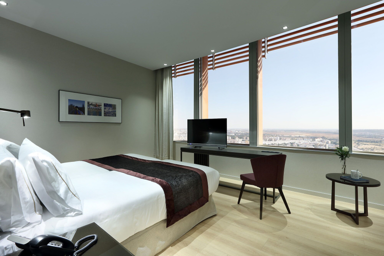 Bedroom 3, Eurostars Torre Sevilla, Sevilla