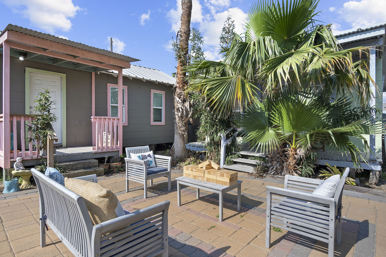 Exterior & Views 2, Anglers Court Beach Cabana #15, Nueces