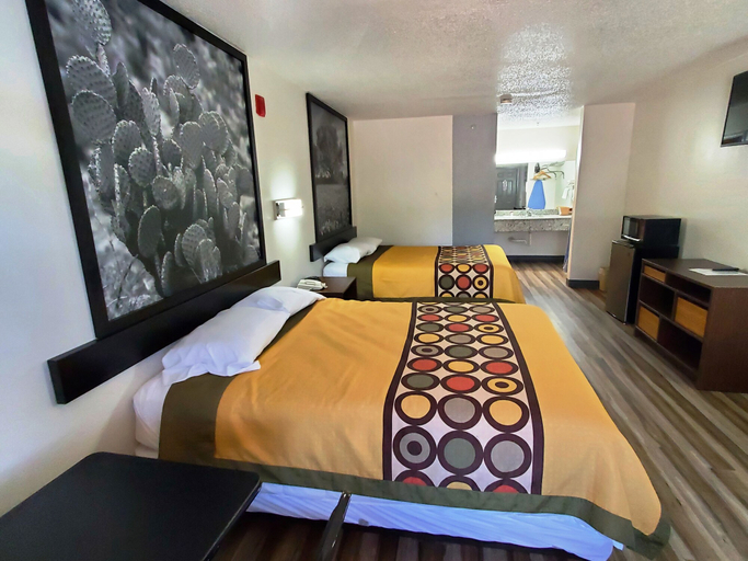 Bedroom 3, Highland Inn Arlington, Arlington