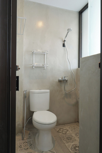 Bathroom 4, Dparagon Menteng Jakarta, Central Jakarta