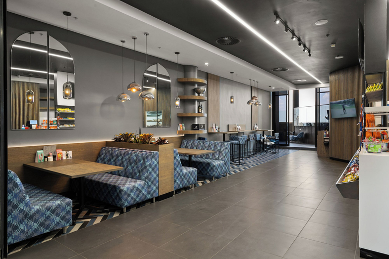 Food & Drinks, Illovo Central 1023, City of Johannesburg