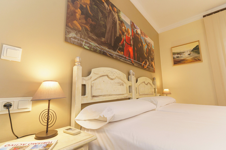 Bedroom 4, Hotel Colón, Málaga