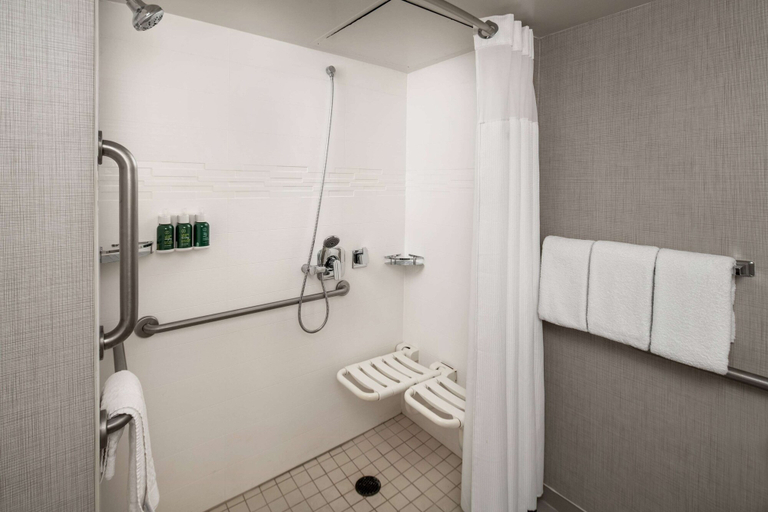 Bathroom 4, Sonesta ES Suites Fairfax Fair Lakes, Fairfax