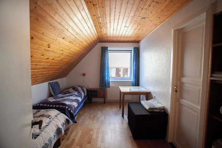 Bedroom 3, Tórshavn - Central - City & Ocean Views - 3Br, Tórshavn