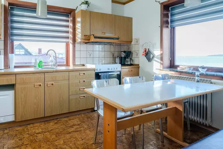Others 5, 3 Bedroom Apartment / Great Sea View / Quiet, Tórshavn