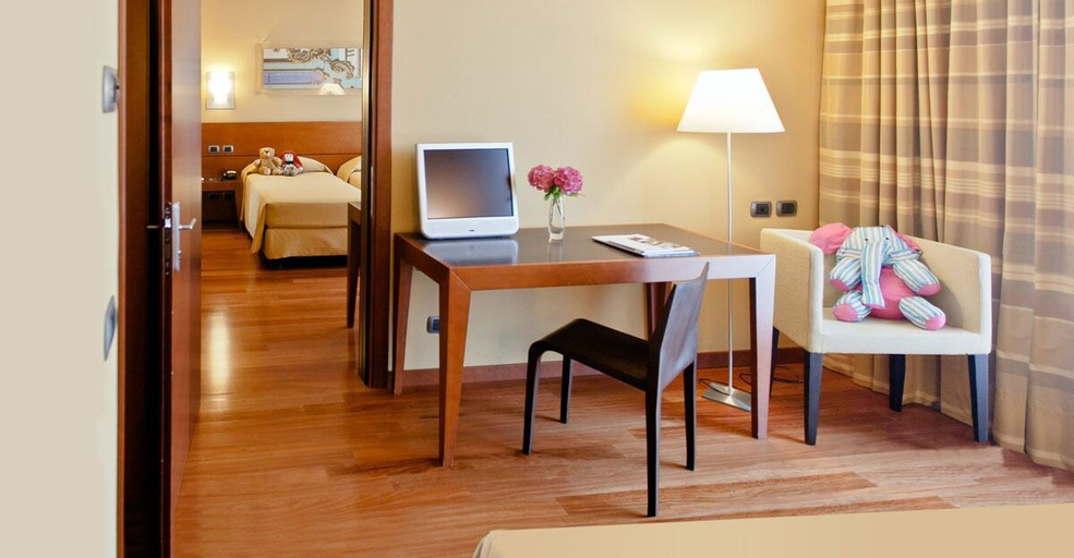 Bedroom 26