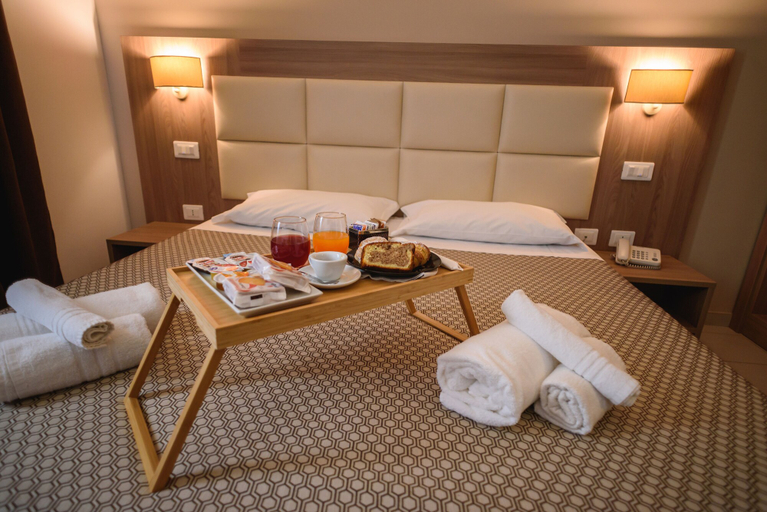 Bedroom 4, Hotel St. Giorgio, Salerno