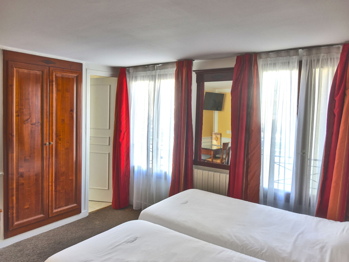 Bedroom 3, Hotel Touring, Paris