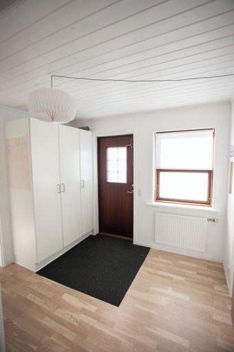 Bedroom 3, Downtown / Newly Renovated 2 Bedroom Apartment, Tórshavn