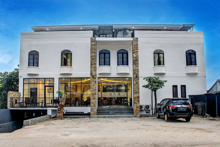 Exterior & Views 4, Capital O 92583 Raja Soeta Hostel Syariah, Bandar Lampung