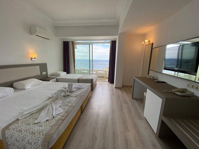 Bedroom 4, Club Hotel Rama - All Inclusive, Kemer