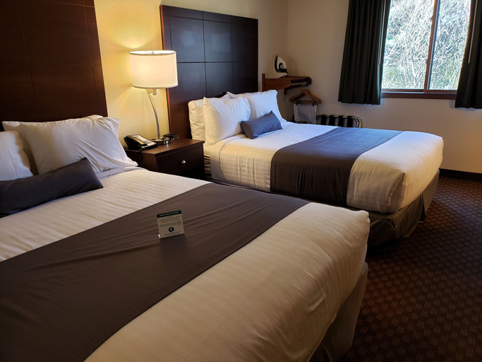 Bedroom 4, Cobblestone Inn & Suites - Merrill, Lincoln