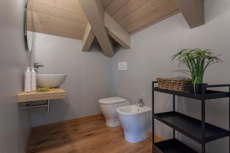 Bathroom 3, Le Casette del Balon by Wonderful Italy, Torino