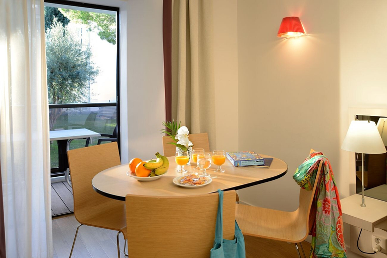 Others 5, Residéal Premium Cannes, Alpes-Maritimes