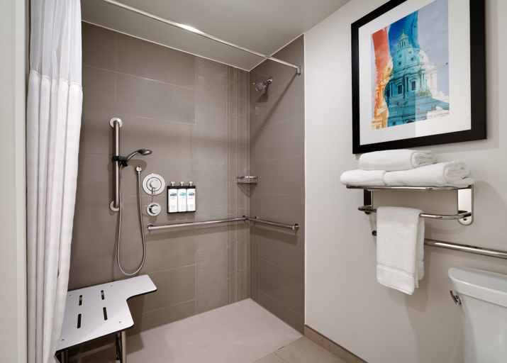 Bathroom 4, Hyatt House Rochester/Mayo Clinic Area, Olmsted