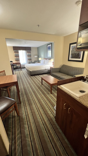 Bedroom 3, White Pine Lodge, Cattaraugus