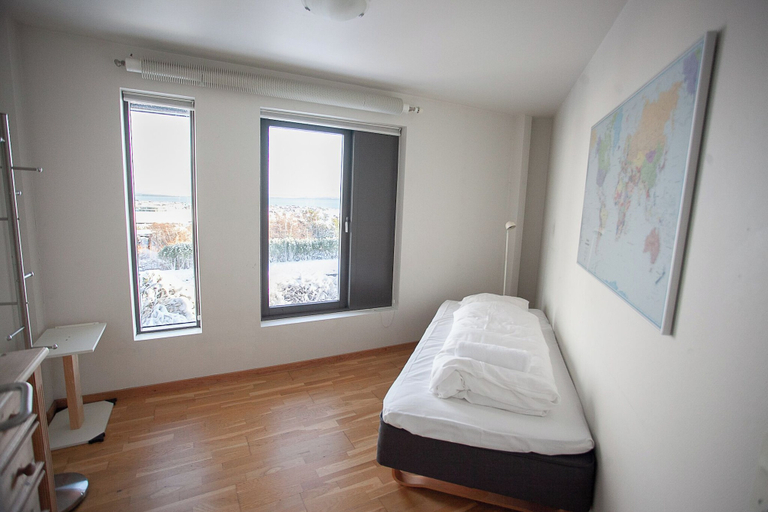 Bedroom 2, Large Apartment With Fabulous View Of Tórshavn, Tórshavn