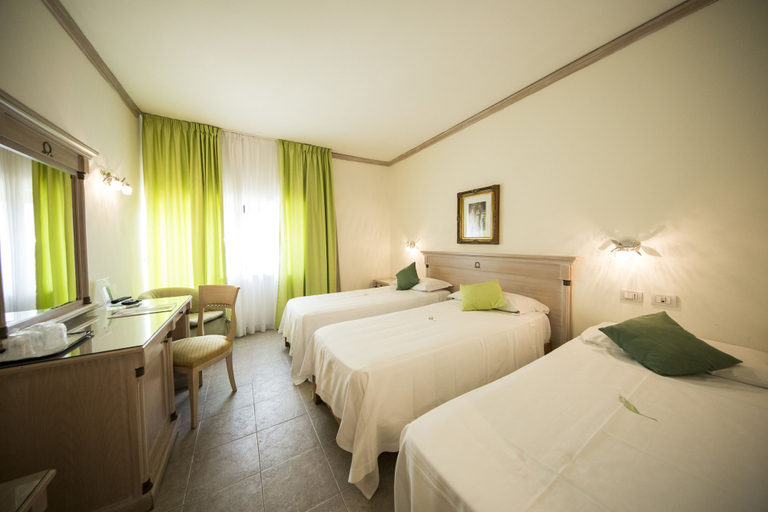 Bedroom 3, Mancini Park Hotel, Roma