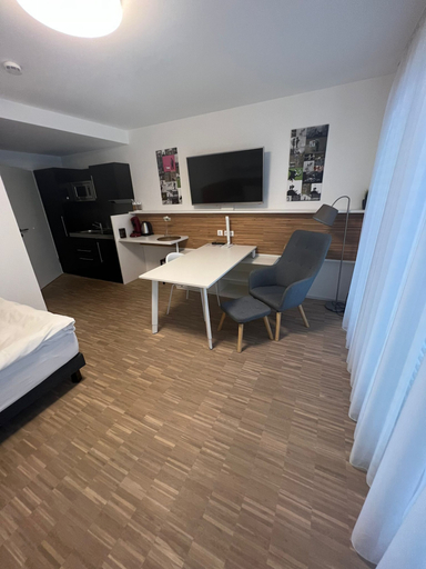 Others 5, Pestalozzi, Heilbronn
