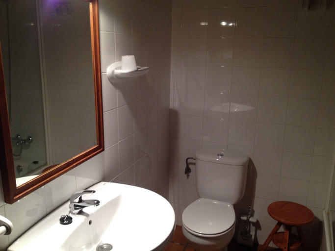 Bathroom 3, Casa Rural O'Pozo, Pontevedra