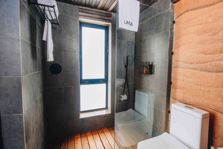 Bathroom 3, UMVA Muhazi, Rwamagana