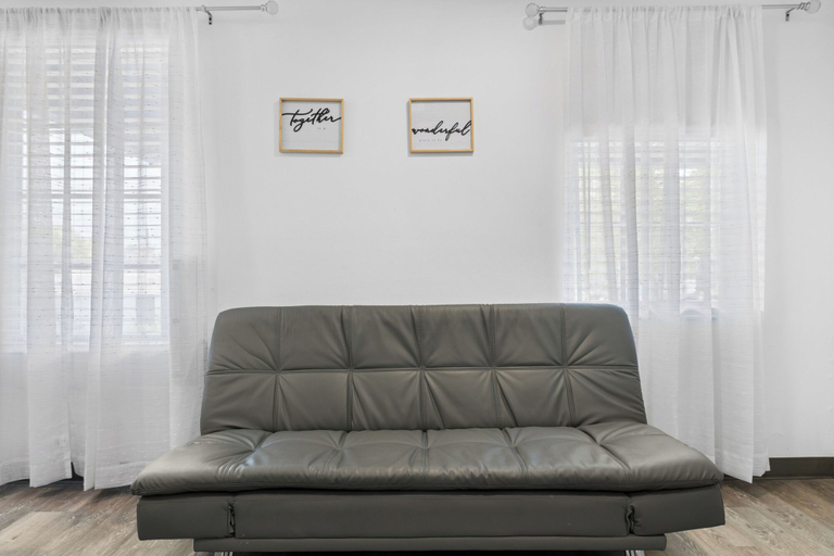Others 4, The Sunset Inn-South Miami, Miami-Dade