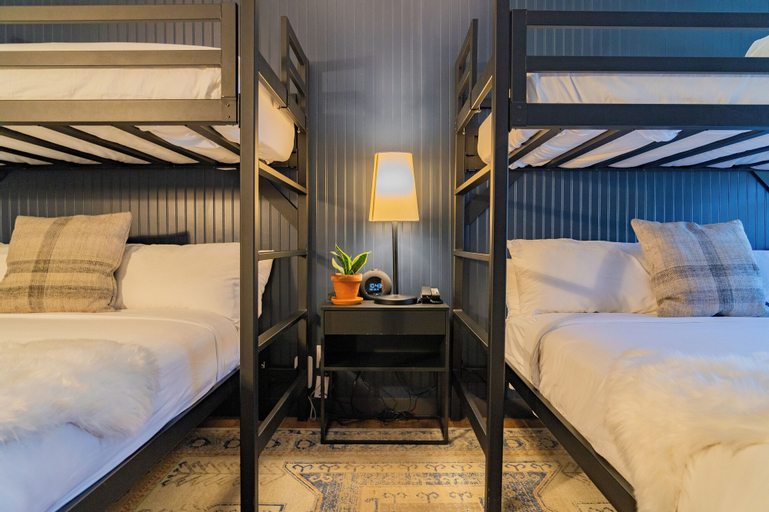 Bedroom 6