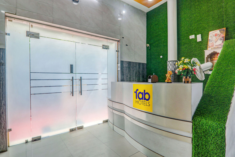 Others 5, Fabexpress Jmd Inn, Lucknow