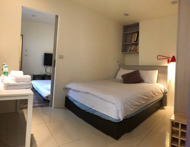 Bedroom 4, Cast, Taichung