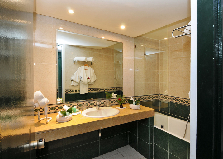 Bathroom 4, Hôtel Volubilis, Fès
