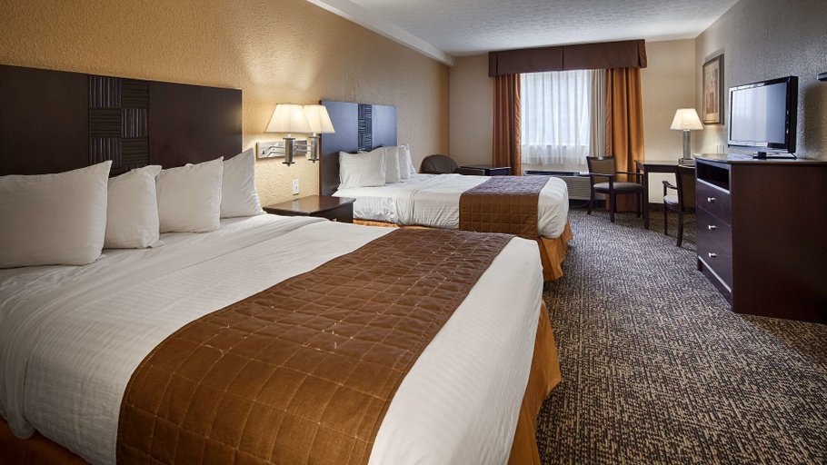 Bedroom 3, Best Western Inn, Lorain
