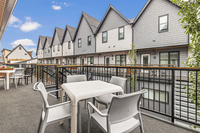 Food & Drinks 5, Basecamp Resorts Canmore, Division No. 15