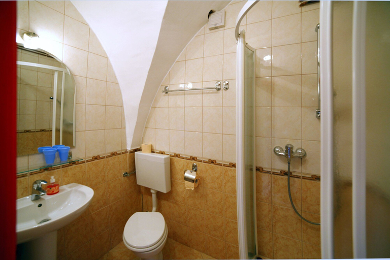 Bathroom 4, B&B Šilak, Ptuj