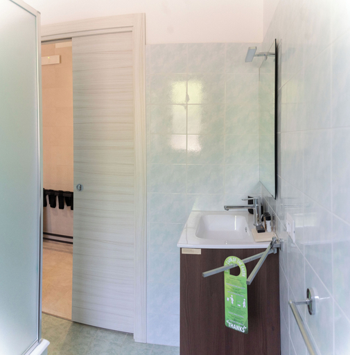Bathroom 4, Etna Sunshine Rent Rooms, Catania