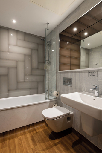 Bathroom 3, The Old Borough by Wetherspoon, Dublin