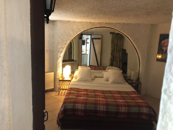 Bedroom 5, Polonezköy Country Club & Accommodation in the Wildlife Park, Beykoz