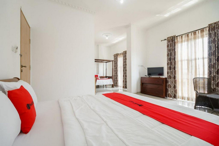 Bedroom 9