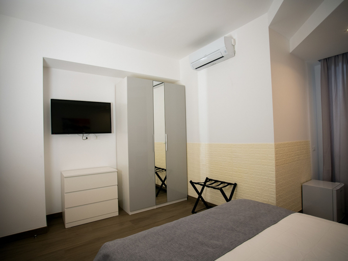 Bedroom 3, Anastasio Vatican Rooms, Rome