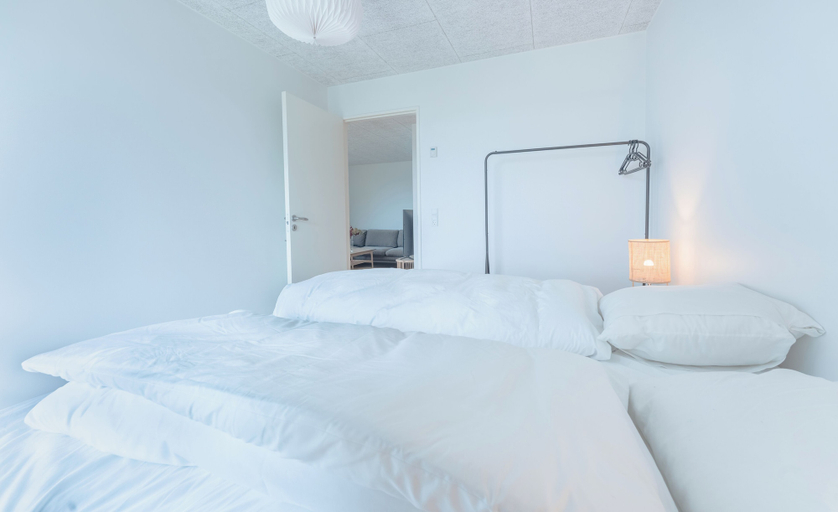 Bedroom 2, New / Stunning Sea View / Light / 3 Br, Tórshavn