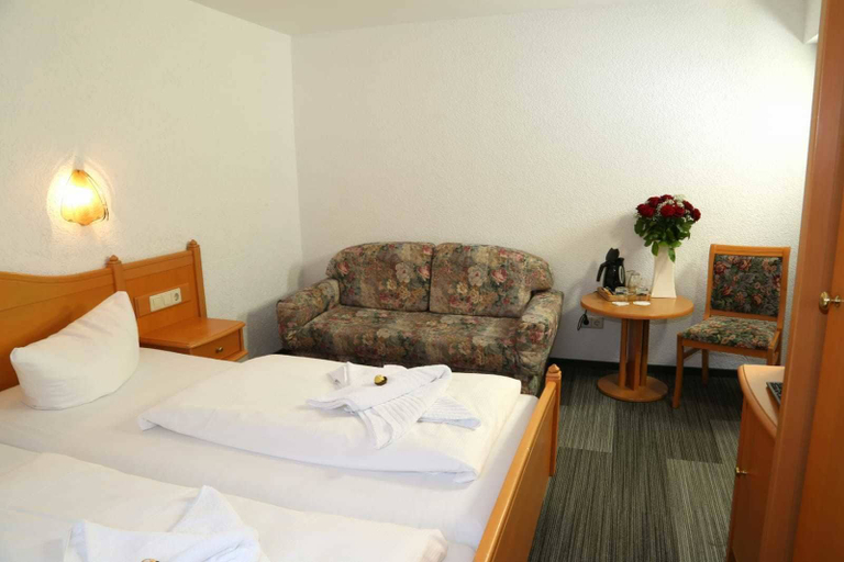 Bedroom 3, Gästehaus Birke, Breisgau-Hochschwarzwald