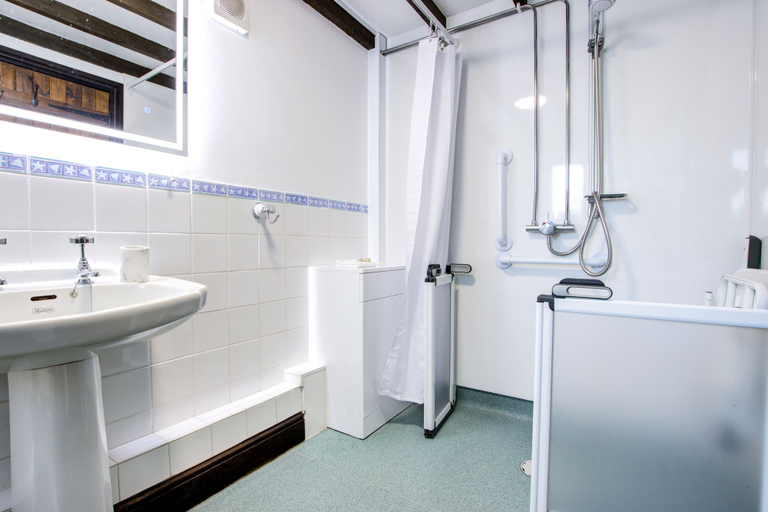 Bathroom 3, The Old Stables, Pembrokeshire