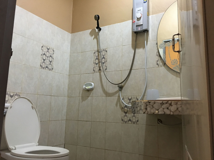 Bathroom 3, Wandee Guesthouse, Ko Phangan