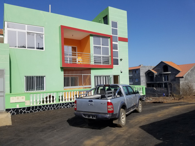 Exterior & Views, Chez albino
